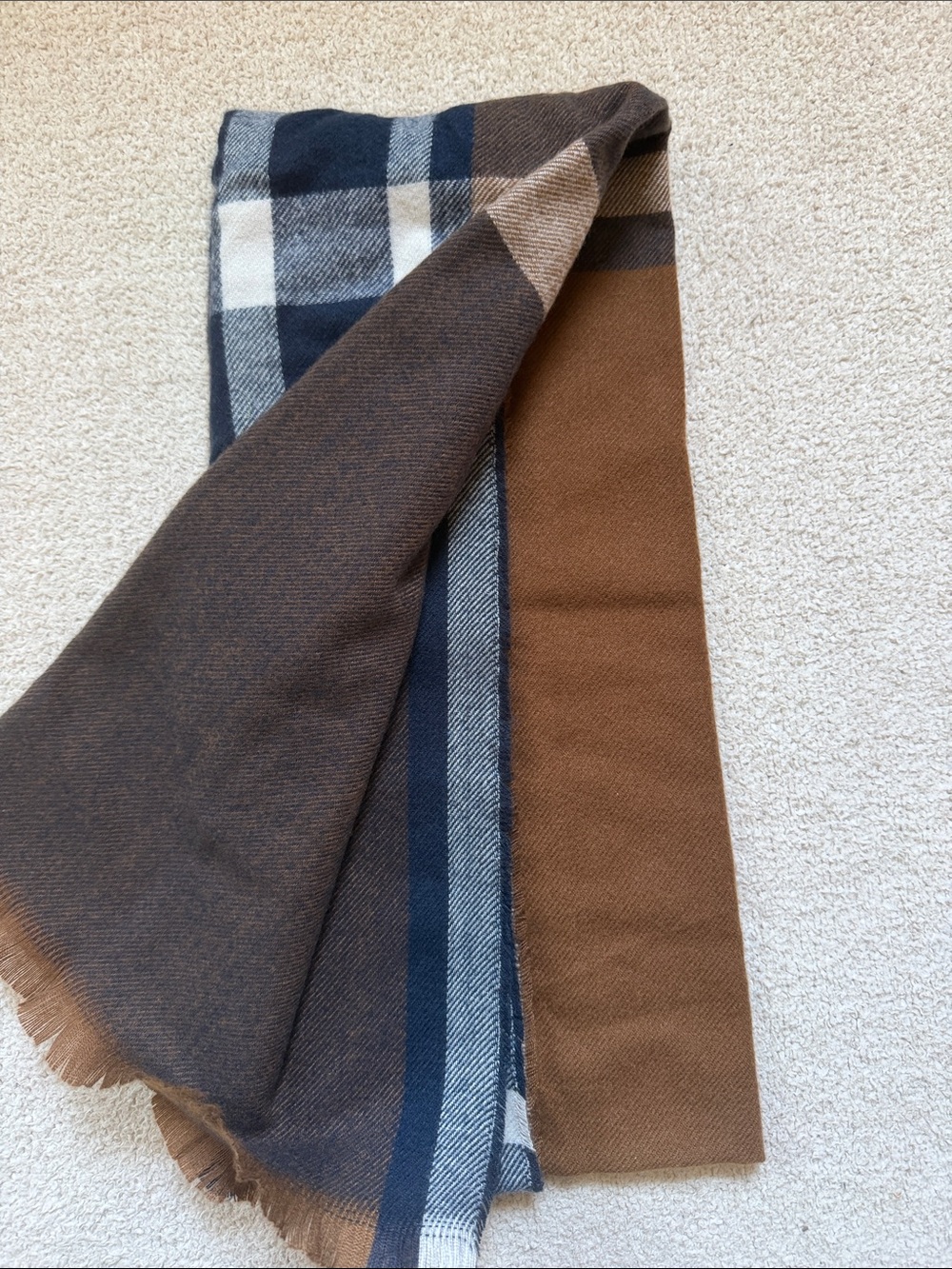 NWT Banana Republic Brown Navy Traditional Plaid Scarf